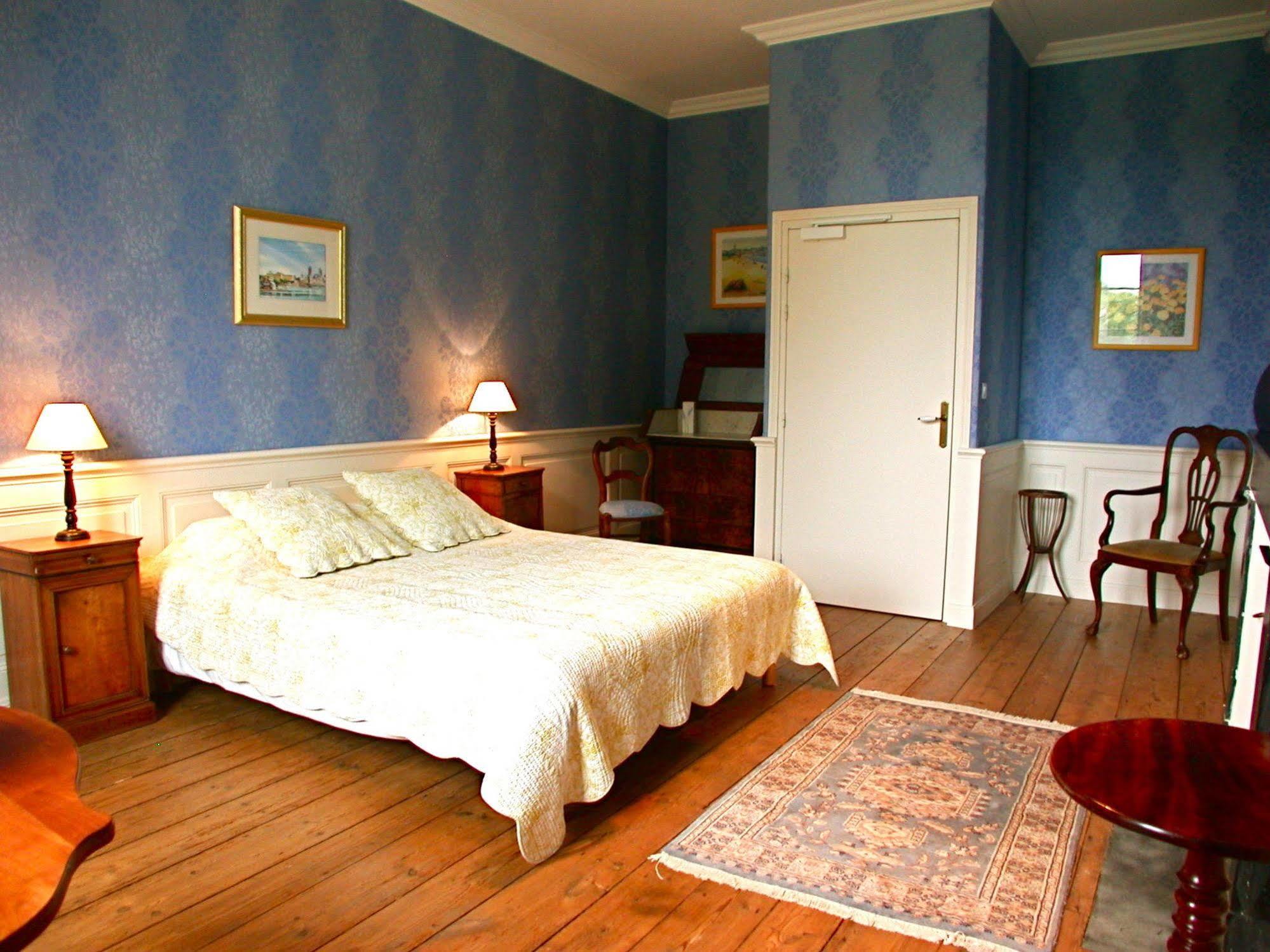 ホテル Le Manoir De La Jahotiere アバレッツ エクステリア 写真
